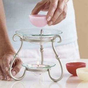 New PartyLite Hollywood Glamour Aroma Melts Warmer P8709